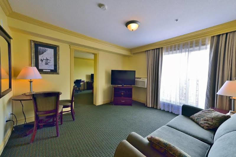 Quality Inn & Suites Hinton Exterior foto